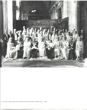Seller image for LAMINA 31526: Boda de Isabel de Borbon en el Palacio Real en 1928 for sale by EL BOLETIN