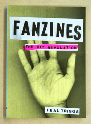 Imagen del vendedor de Fanzines - The Diy Revolution. a la venta por antiquariat peter petrej - Bibliopolium AG