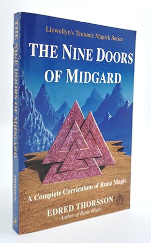 Immagine del venditore per The Nine Doors of Midgard. A Complete Curriculum of Rune Magic. venduto da Occulte Buchhandlung "Inveha"