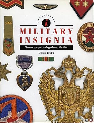 Bild des Verkufers fr Identifying Military Insignia. The New Compact Study Guide and Identifier zum Verkauf von Emile Kerssemakers ILAB