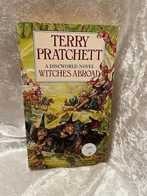 Bild des Verkäufers für Pratchett Terry Witches Abroad zum Verkauf von Antiquariat Jochen Mohr -Books and Mohr-
