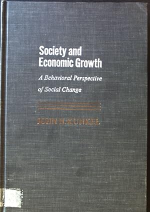 Seller image for Society and Economic Growth. A Behavioral Perspective of Social Change; for sale by books4less (Versandantiquariat Petra Gros GmbH & Co. KG)