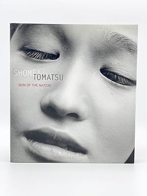 Immagine del venditore per Shomei Tomatsu: Skin of the Nation venduto da Riverrun Books & Manuscripts, ABAA