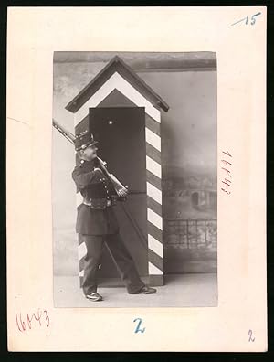 Bild des Verkufers fr Fotografie Brck, Sohn Meissen, Ansicht Meissen i. Sa., Schsischer Garde Schtze Regiment Prinz Georg Nr. 108 zum Verkauf von Bartko-Reher