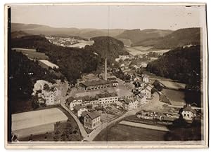 Fotografie Brück, Sohn Meissen, Ansicht Bodenbach, Fabrikanlagen am Stadtrand