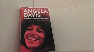 Bild des Verkufers fr Angela Davis. Eine Frau schreibt Geschichte. zum Verkauf von Antiquariat Uwe Berg