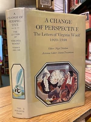 Bild des Verkufers fr A Change of Perspective : The Letters of Virginia Woolf Volume III: 1923 - 1928 zum Verkauf von Foster Books - Stephen Foster - ABA, ILAB, & PBFA