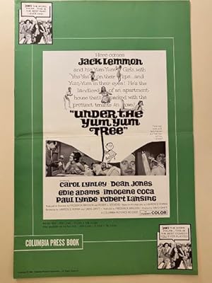 Immagine del venditore per Under the Yum Yum Tree Pressbook 1963 Jack Lemmon, Carol Lynley, Dean Jones venduto da AcornBooksNH