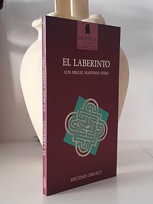 Seller image for El laberinto. Biblioteca de los Smbolos. for sale by Librera Miau