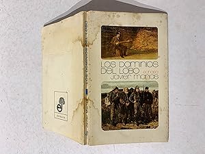 Seller image for Los dominios del lobo for sale by La Social. Galera y Libros