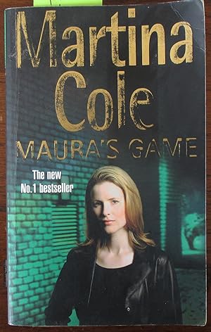 Immagine del venditore per Maura's Game venduto da Reading Habit