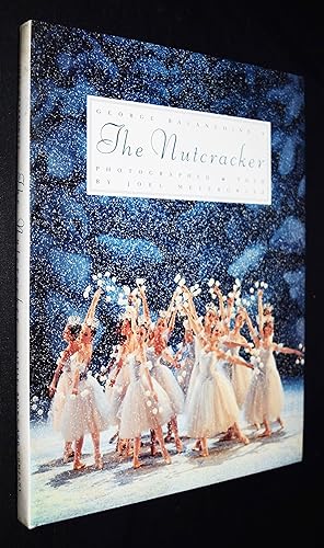 Seller image for George Balanchine's the Nutcracker. Photographed & told. for sale by Antiquariat Haufe & Lutz