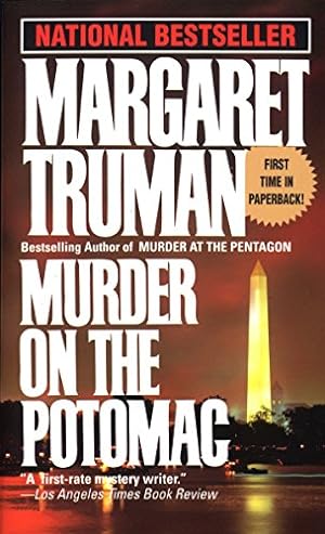 Imagen del vendedor de Murder on the Potomac (Capital Crimes) a la venta por Reliant Bookstore
