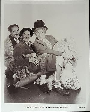 Image du vendeur pour A Day at the Races 8 X 10 Still 1936 Marx Brothers, Maureen O'Sullivan mis en vente par AcornBooksNH