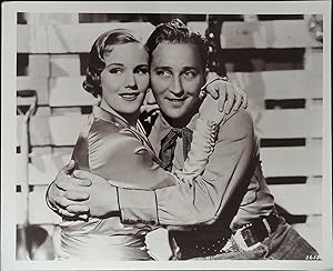 Bild des Verkufers fr Rhythm on the Range 8 X 10 Still 1936 Bing Crosby, Frances Farmer zum Verkauf von AcornBooksNH