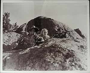 Image du vendeur pour Rustlers of Red Dog 8 X 10 Still 1935 Johnny Mack Brown, Joyce Compton mis en vente par AcornBooksNH