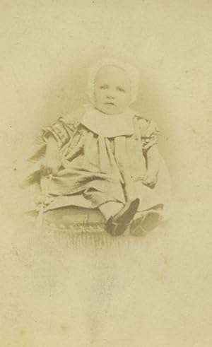 Imagen del vendedor de France Paris Baby portrait fashion Old CDV Photo Dagron 1860's a la venta por Bits of Our Past Ltd