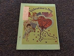 Immagine del venditore per Valentine's Day (Best Holidays Book) venduto da Betty Mittendorf /Tiffany Power BKSLINEN