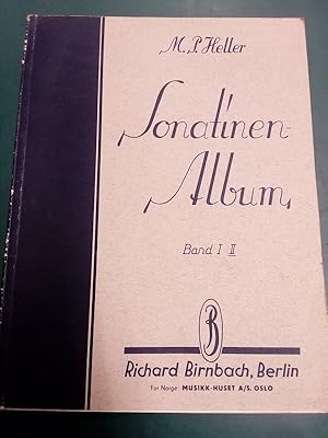 Image du vendeur pour Sonatinen-Album. Eine Sammlung der berhmtesten Sonatinen, Rondos usw. von Clementi, Dussek, Kuhlau, Haydn, Mozart, Beethoven und anderen. Band 2. Phrasierungsausgabe in fortschreitender Schwierigkeit, mit Fingersatz versehen von M. P. Heller. Neue revidierte Ausgabe von Otto von Irmer. mis en vente par Antiquariat Seitenwechsel