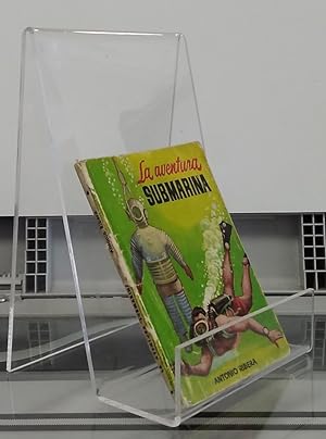 Imagen del vendedor de La aventura submarina (libro miniatura) a la venta por Librería Diálogo