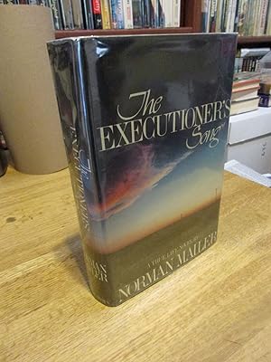 Imagen del vendedor de The Executioner's Song a la venta por Timothy Norlen Bookseller