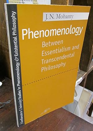 Image du vendeur pour Phenomenology: Between Essentialism and Transcendental Philosophy mis en vente par Atlantic Bookshop