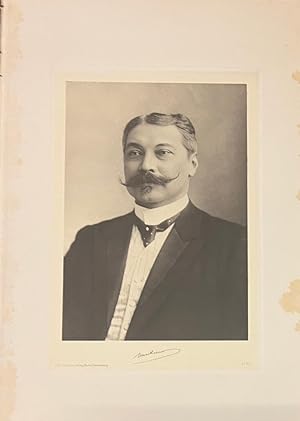 [Original lithograph, 20th century] Portrait print of W.F. van Leeuwen, mayor (burgemeester) of A...