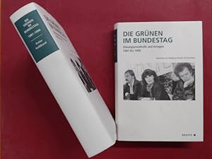 Bild des Verkufers fr Die Grnen im Bundestag. Sitzungsprotokolle und Anlagen 1987 - 1990 (vollstndig in 2 Teilbnden). 1. und 2. Halbband von Band 14/II aus der Reihe "Quellen zur Geschichte des Parlamentarismus und der politischen Parteien. Reihe 4: Deutschland seit 1945". 1. Halbband: Januar 1987 bis Dezember 1988; 2. Halbband: Januar 1989 bis November 1990, Tonbandtranskripte, Beilage: CD-ROM. zum Verkauf von Wissenschaftliches Antiquariat Zorn