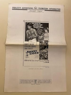 Bild des Verkufers fr Johnny Tiger Pressbook 1966 Robert Taylor, Geraldine Brooks, Chad Everett zum Verkauf von AcornBooksNH