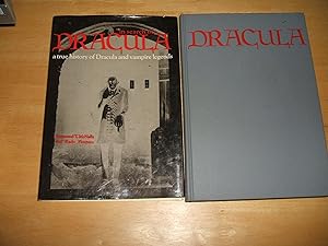 Bild des Verkufers fr In Search of Dracula: A True History of Dracula and Vampire Legends zum Verkauf von biblioboy