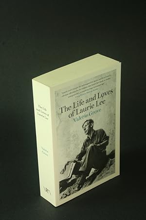 Immagine del venditore per The life and loves of Laurie Lee. venduto da Steven Wolfe Books