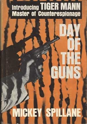 Image du vendeur pour DAY OF THE GUNS mis en vente par Currey, L.W. Inc. ABAA/ILAB