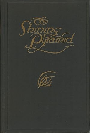 Bild des Verkufers fr THE SHINING PYRAMID zum Verkauf von Currey, L.W. Inc. ABAA/ILAB