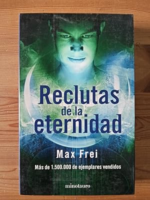 Seller image for Reclutas de la eternidad for sale by Vrtigo Libros