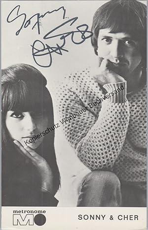 Bild des Verkufers fr Original Autogramm Sonny and Cher /// Autograph signiert signed signee zum Verkauf von Antiquariat im Kaiserviertel | Wimbauer Buchversand