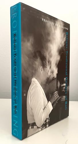 Immagine del venditore per Balians: Traditional Healers of Bali (Profiles in Healing series) venduto da Randall's Books