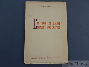 Em torno de alguns tumulos Afro-Cristaos de uma area Africana contagiada pela cultura Brasileira:...