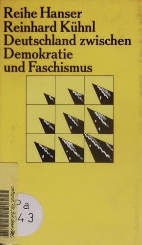 Bild des Verkufers fr Deutschland zwischen Demokratie und Faschismus. zum Verkauf von Antiquariat Bookfarm