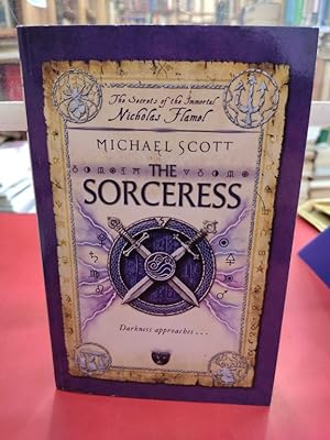Seller image for THE SORCERESS: BOOK 3 (THE SECRETS OF THE IMMORTAL NICHOLAS FLAMEL) for sale by ABACO LIBROS USADOS