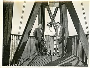 "Vincent KORDA, Alfred JUNGE et Alexander KORDA" Photo originale PARAMOUNT GP-2630 pendant le tou...