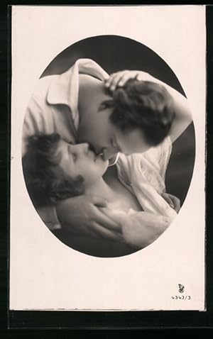 Bild des Verkufers fr Foto-Ansichtskarte RPH Nr. 4343 /3: Paar ksst sich zrtlich zum Verkauf von Bartko-Reher