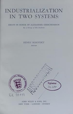 Immagine del venditore per Industrialization in two systems. Essays in honor of Alexander Gerschenkron. venduto da Antiquariat Bookfarm