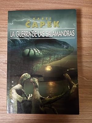 Bild des Verkufers fr La guerra de las salamandras zum Verkauf von Libros Nakens