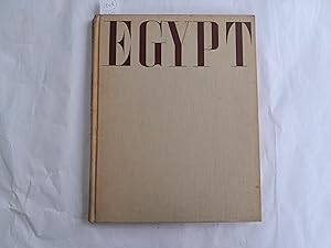 Seller image for Egypt. Photographed by Hoyningen ? Huene. for sale by Librera "Franz Kafka" Mxico.