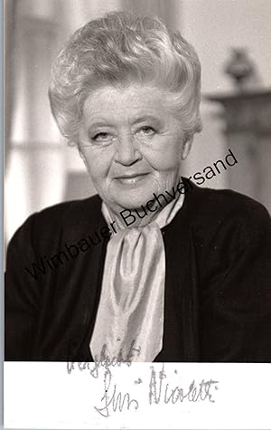 Seller image for Original Autogramm Susi Nicoletti (Schauspielerin, 1918-2005) // Autogramm Autograph signiert signed signee for sale by Antiquariat im Kaiserviertel | Wimbauer Buchversand