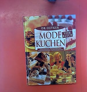Image du vendeur pour Modekuchen vom Blech: Fliesenkuchen, Proseccokuchen, Schneeballkuchen, Wattwurmkuchen. mis en vente par biblion2