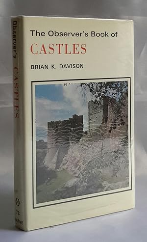 Imagen del vendedor de The Observer's Book of Castles. With 46 line drawings by Jasper Dimond, 12 black and white illustrations and 3 maps. a la venta por Addyman Books