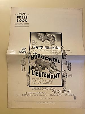 Imagen del vendedor de The Horizontal Lieutenant Pressbook 1962 Jim Hutton, Paula Prentiss a la venta por AcornBooksNH