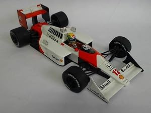 Bild des Verkufers fr McLaren MP 4/4, Honda V6-Turbo, 1:18 zum Verkauf von Celler Versandantiquariat