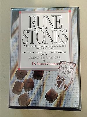 Immagine del venditore per Rune Stones: A Comprehensive Introduction to the Art of Runecraft ; Contains 25 Authentic Rune Stones PLUS Using the Runes Book - 2nd Edition venduto da Rons Bookshop (Canberra, Australia)